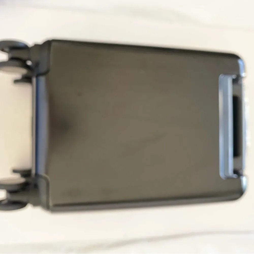 iPlay iLearn Kids Carry On Luggage NWOT